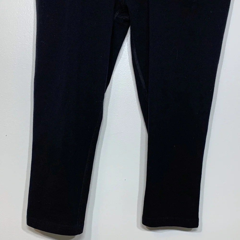 EUC Nike Dri Fit Black and‎ Mint Capri Leggings L